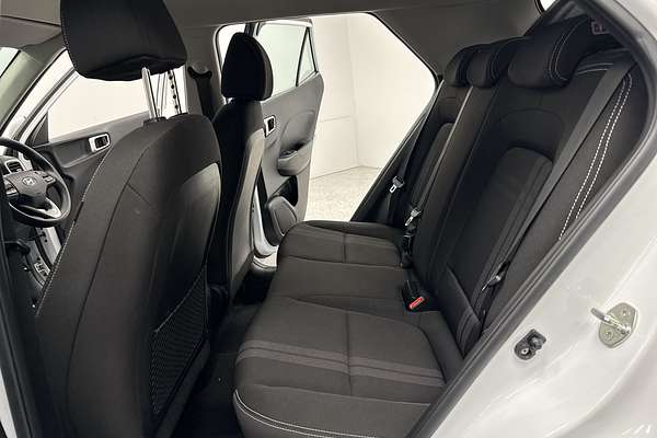 2023 Hyundai Venue Active QX.V5