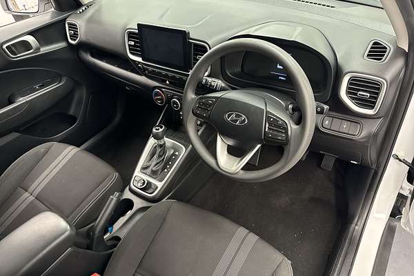 2023 Hyundai Venue Active QX.V5
