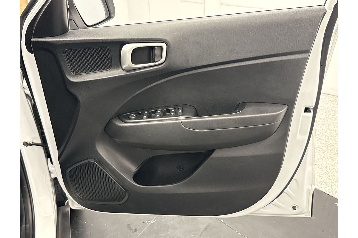 2023 Hyundai Venue Active QX.V5