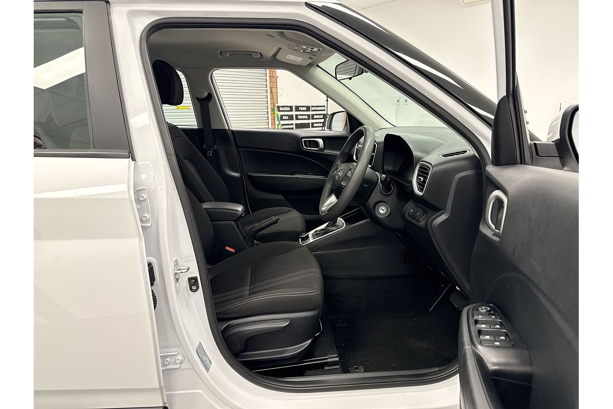 2023 Hyundai Venue Active QX.V5