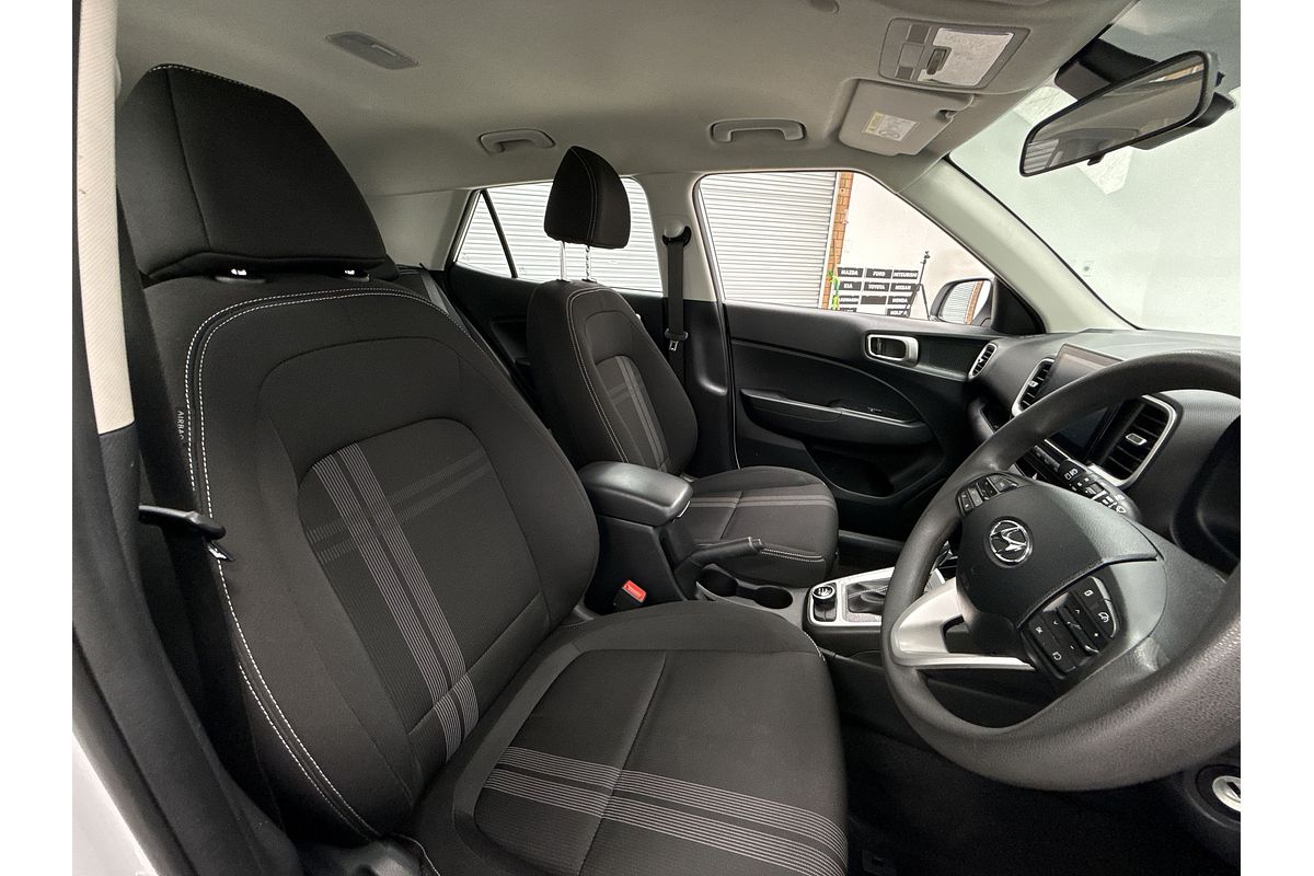 2023 Hyundai Venue Active QX.V5