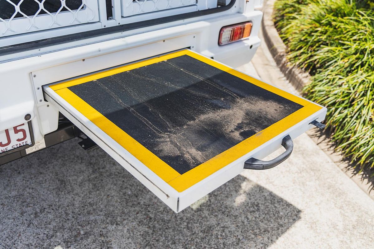 2018 Toyota Hilux SR GUN126R 4X4