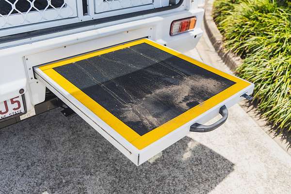 2018 Toyota Hilux SR GUN126R 4X4