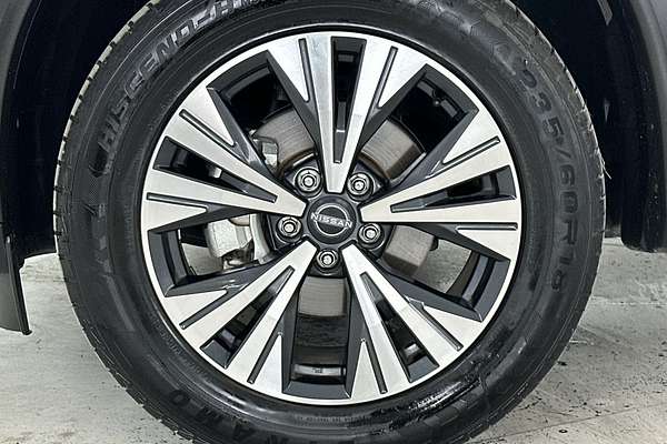 2024 Nissan X-TRAIL ST-L T33