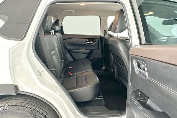 2024 Nissan X-TRAIL ST-L T33