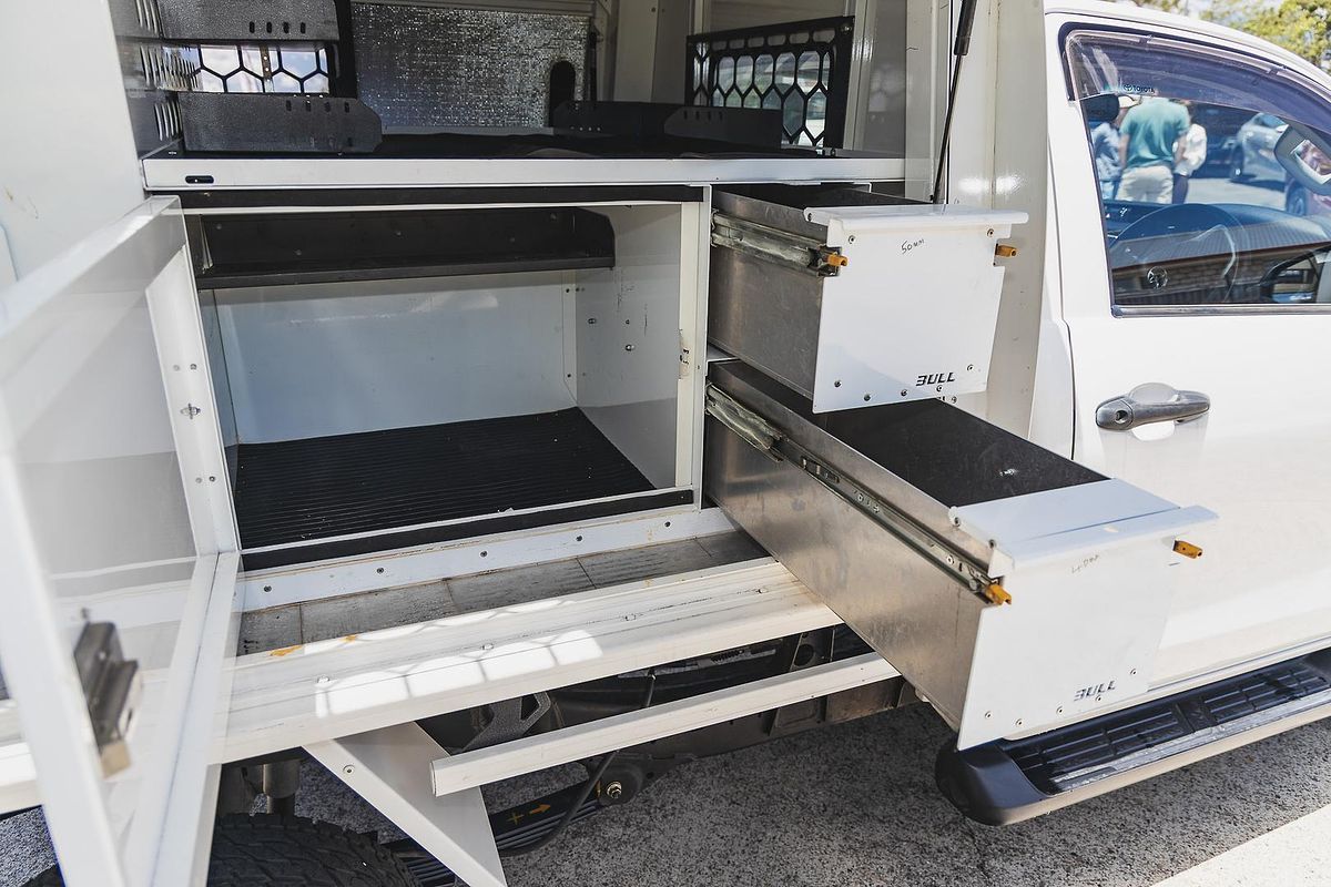 2018 Toyota Hilux SR GUN126R 4X4