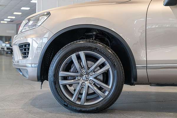 2017 Volkswagen Touareg V6 TDI Adventure 7P