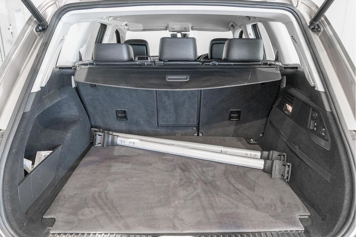 2017 Volkswagen Touareg V6 TDI Adventure 7P