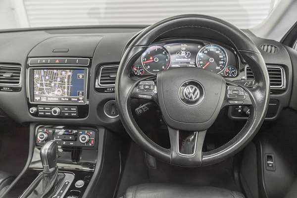 2017 Volkswagen Touareg V6 TDI Adventure 7P