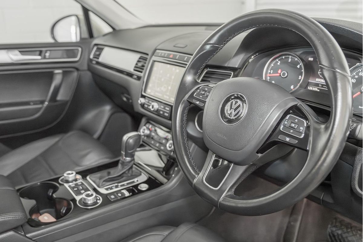 2017 Volkswagen Touareg V6 TDI Adventure 7P
