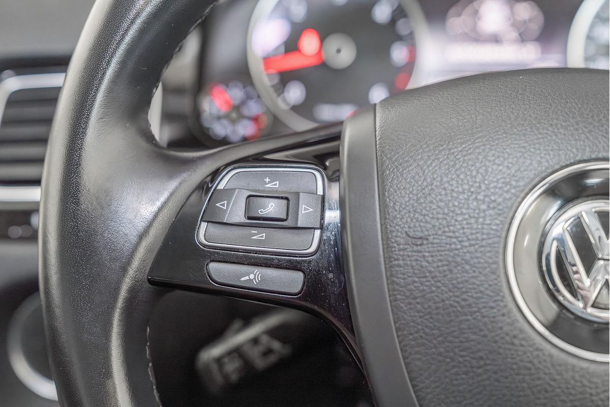 2017 Volkswagen Touareg V6 TDI Adventure 7P