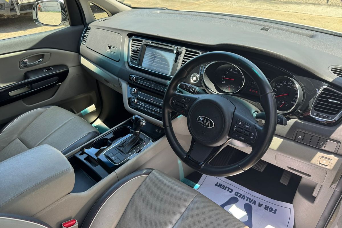 2015 Kia Carnival SLi YP