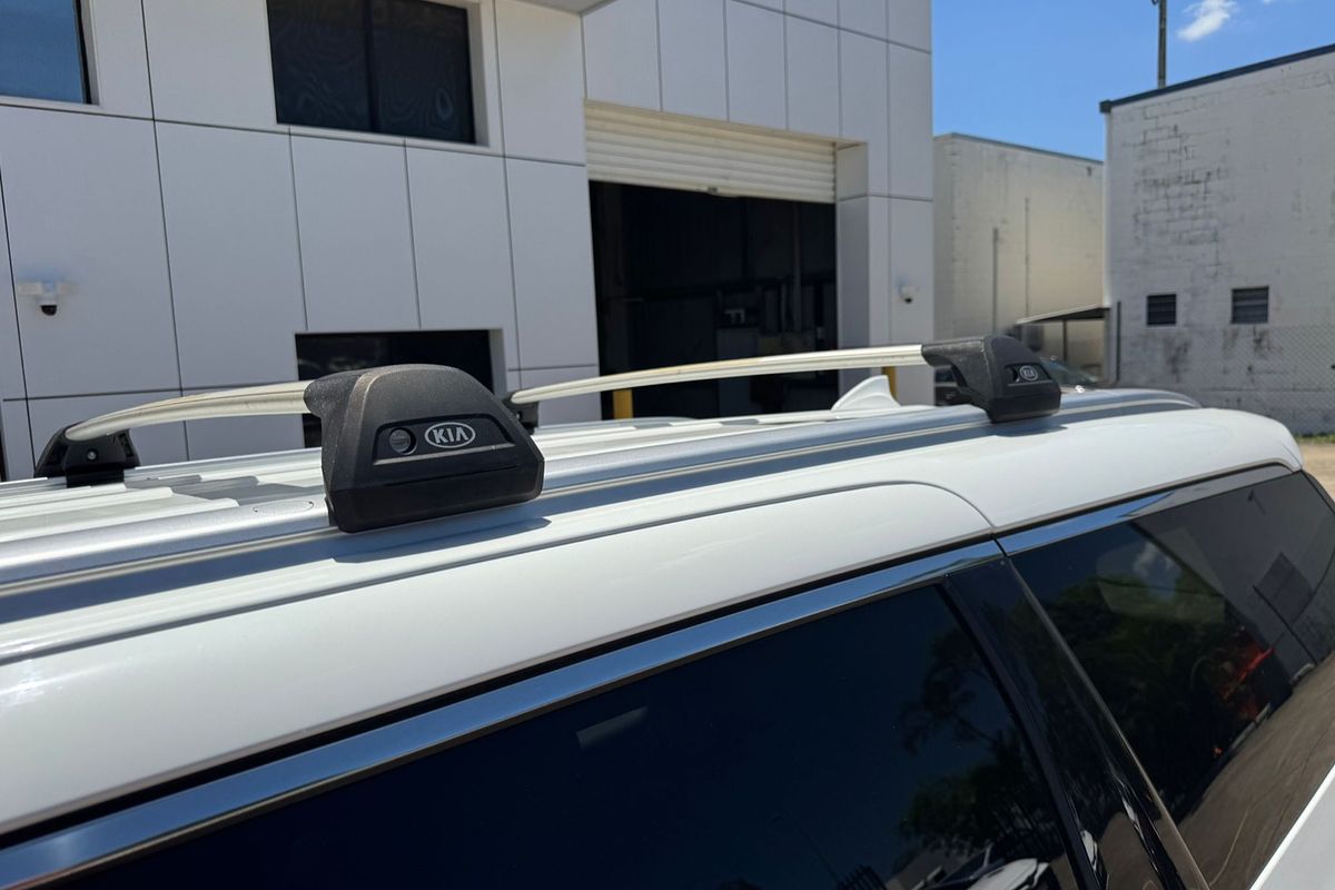 2015 Kia Carnival SLi YP