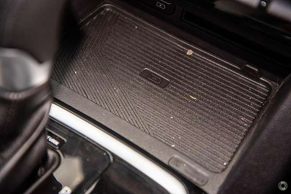 2025 Mahindra XUV700 AX7L