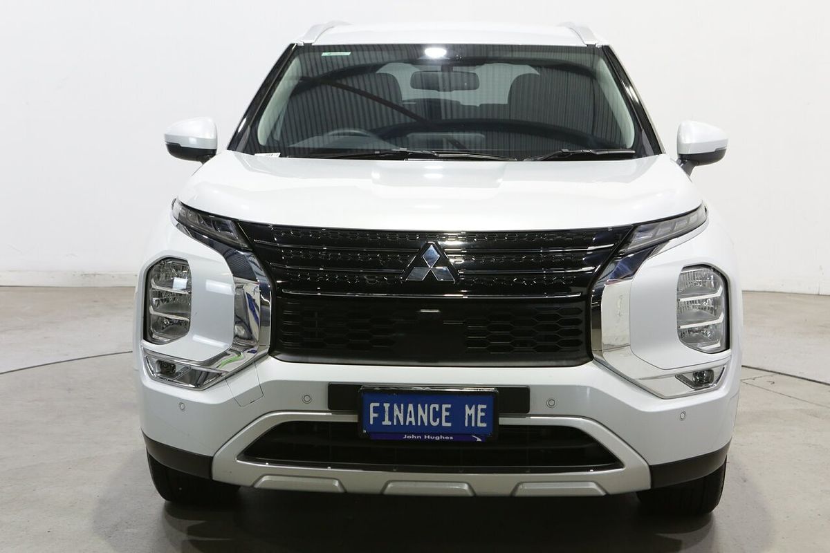 2024 Mitsubishi Outlander LS ZM