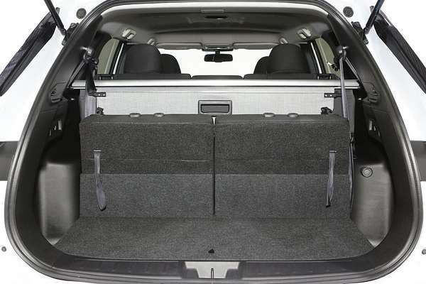 2024 Mitsubishi Outlander LS ZM