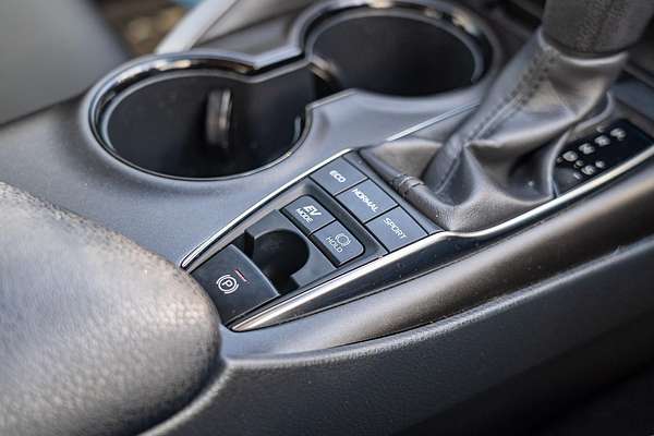 2023 Toyota Camry Ascent AXVH70R