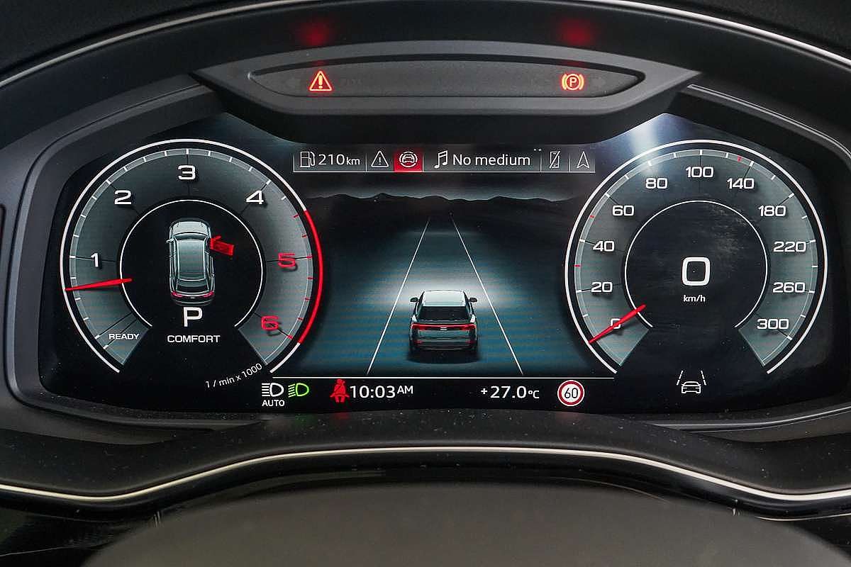 2024 Audi Q8 50 TDI S line F1