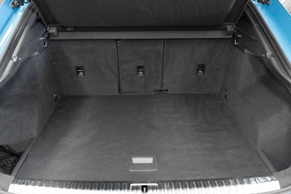 2021 Audi Q3 40 TFSI S line F3