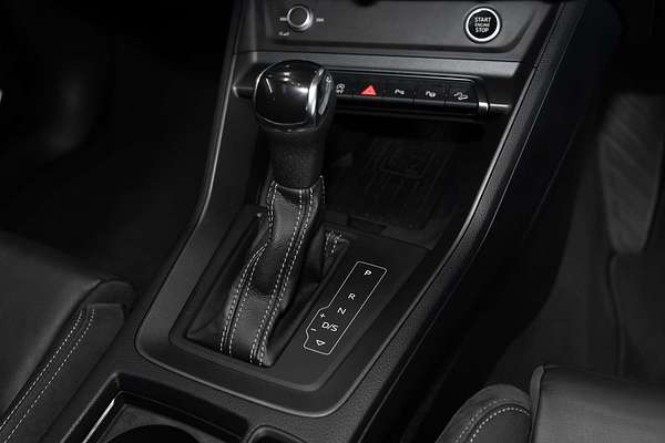 2021 Audi Q3 40 TFSI S line F3