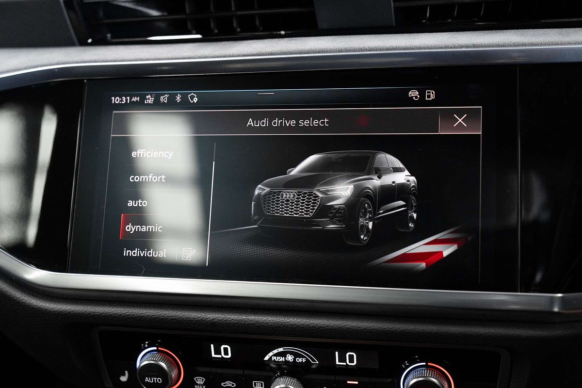 2021 Audi Q3 40 TFSI S line F3