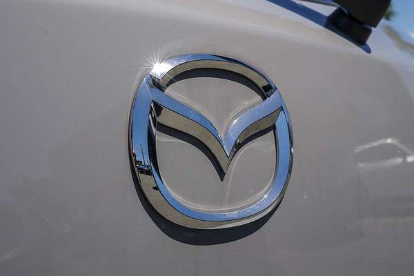 2025 Mazda 2 G15 Evolve DJ Series