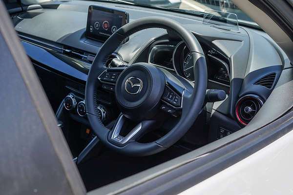 2025 Mazda 2 G15 Evolve DJ Series