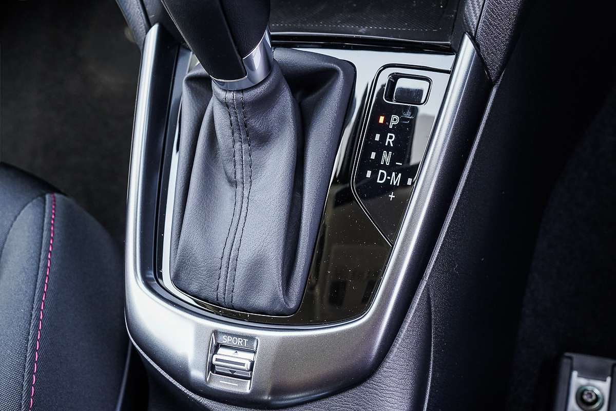 2025 Mazda 2 G15 Evolve DJ Series