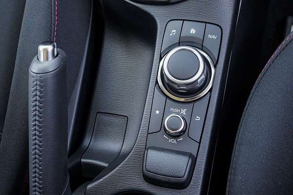 2025 Mazda 2 G15 Evolve DJ Series