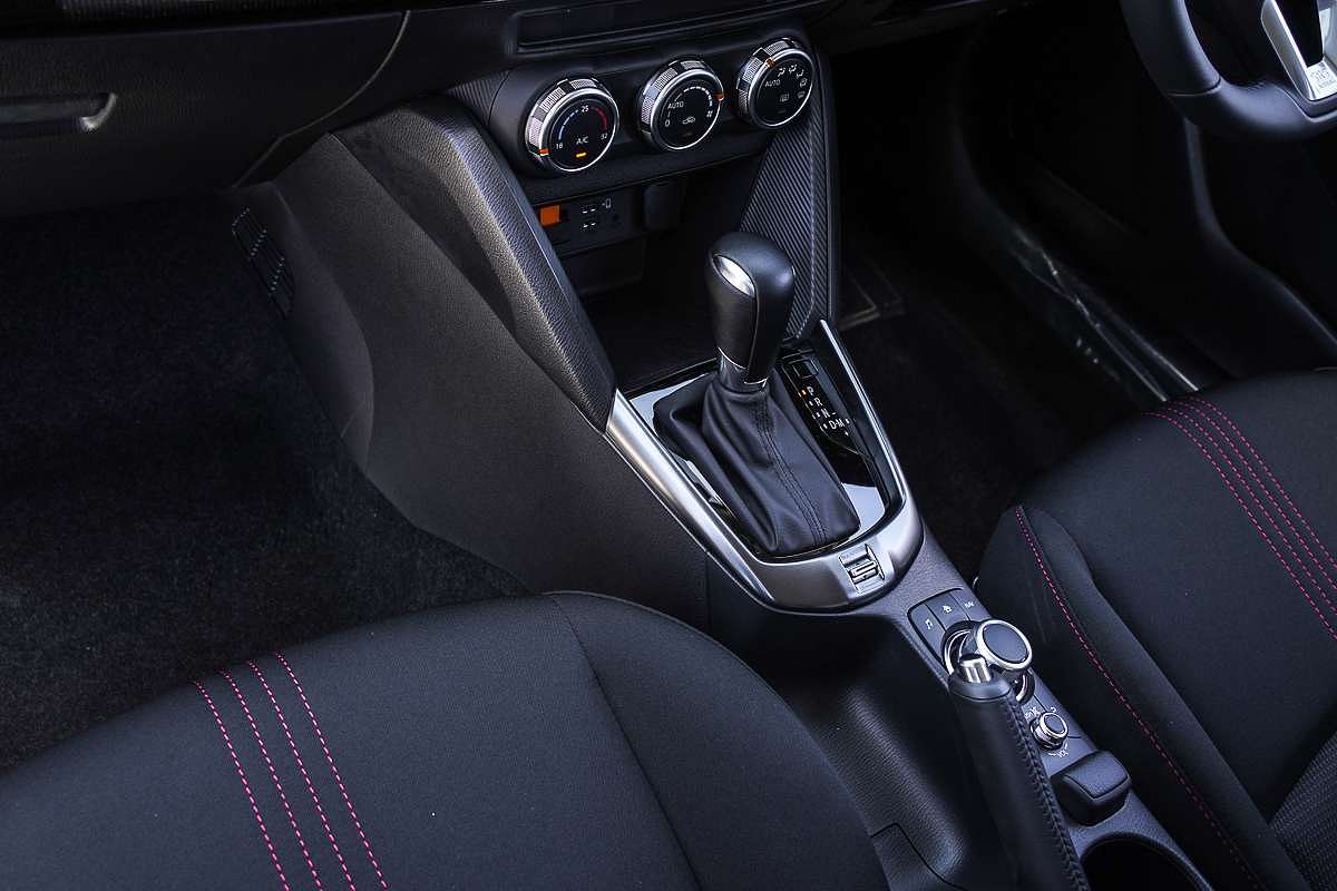 2025 Mazda 2 G15 Evolve DJ Series