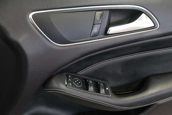 2014 Mercedes-Benz B-Class B250 W246