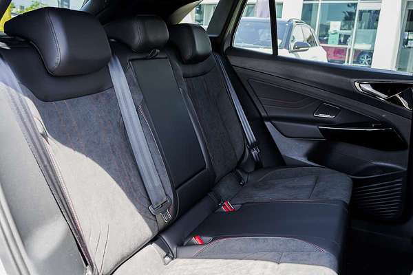 2025 Volkswagen ID.4 GTX E2