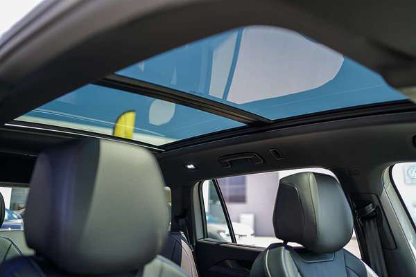 2025 Volkswagen Tayron 195TSI R-Line R4