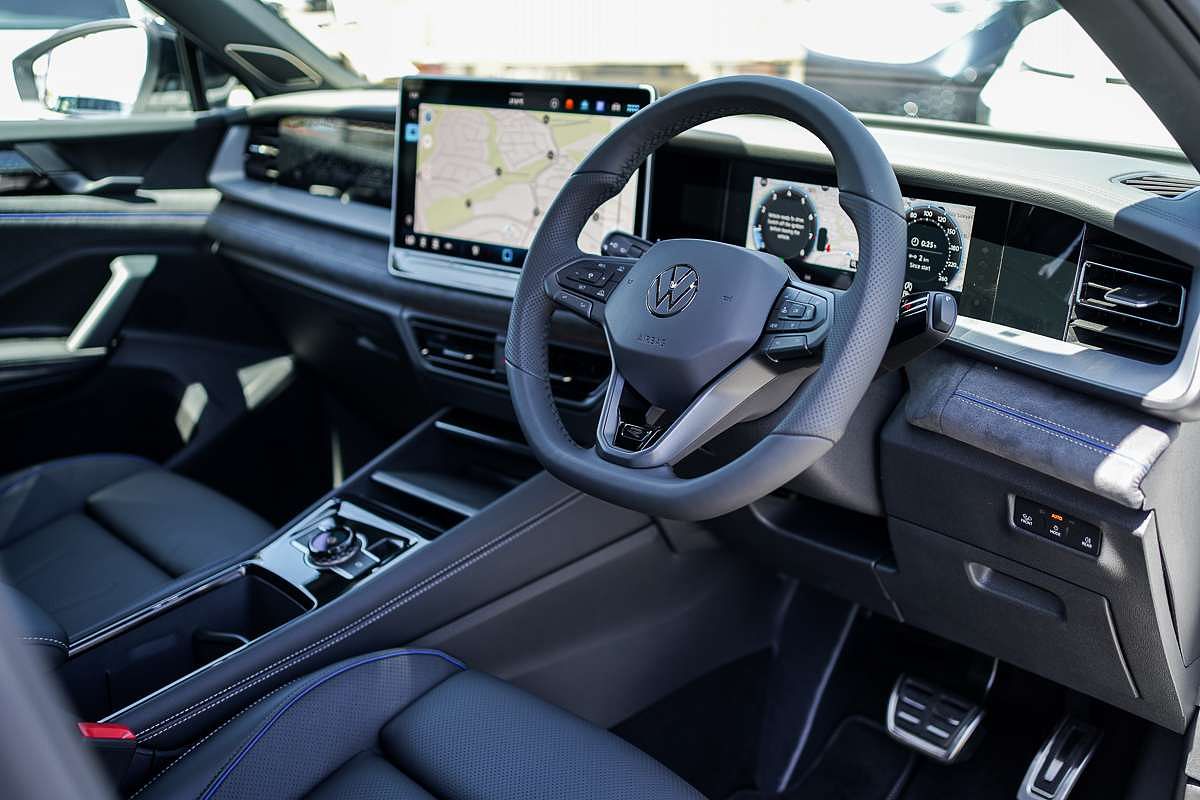 2025 Volkswagen Tayron 195TSI R-Line R4