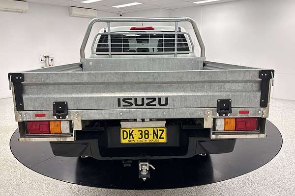 2024 Isuzu D-MAX SX High Ride Rear Wheel Drive