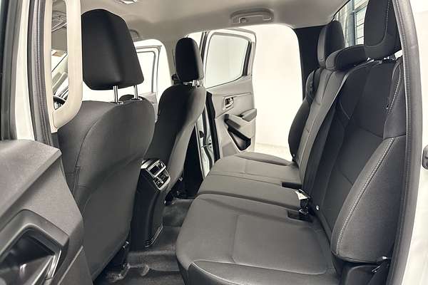 2024 Isuzu D-MAX SX High Ride Rear Wheel Drive