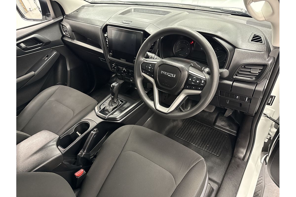 2024 Isuzu D-MAX SX High Ride Rear Wheel Drive