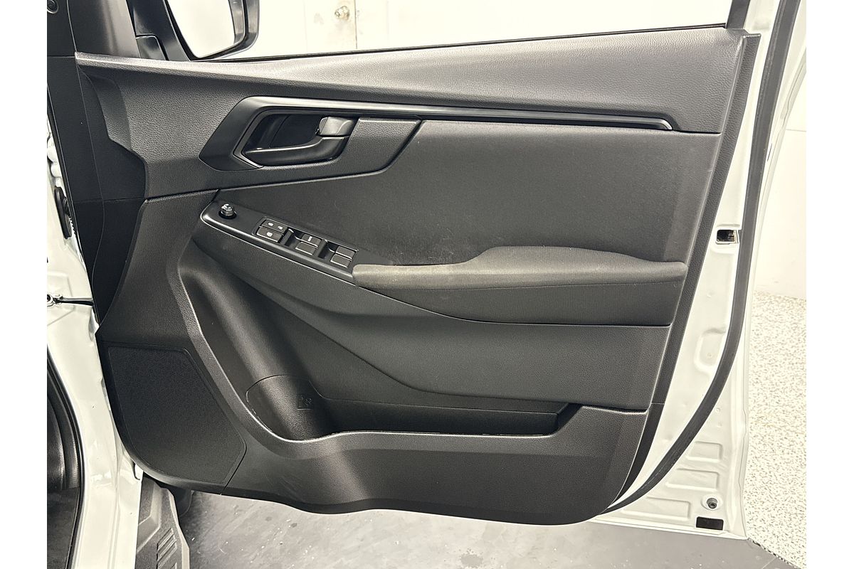 2024 Isuzu D-MAX SX High Ride Rear Wheel Drive