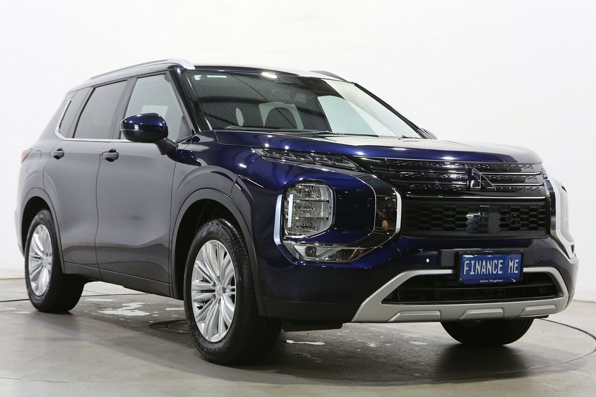 2025 Mitsubishi Outlander LS ZM