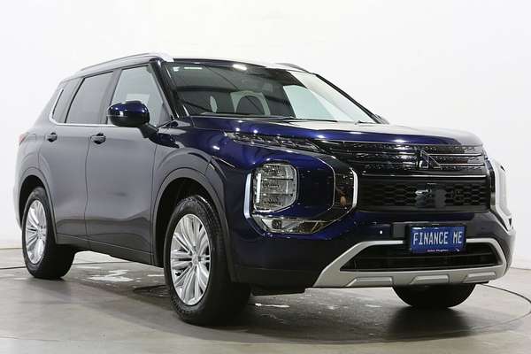 2025 Mitsubishi Outlander LS ZM