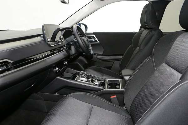 2025 Mitsubishi Outlander LS ZM