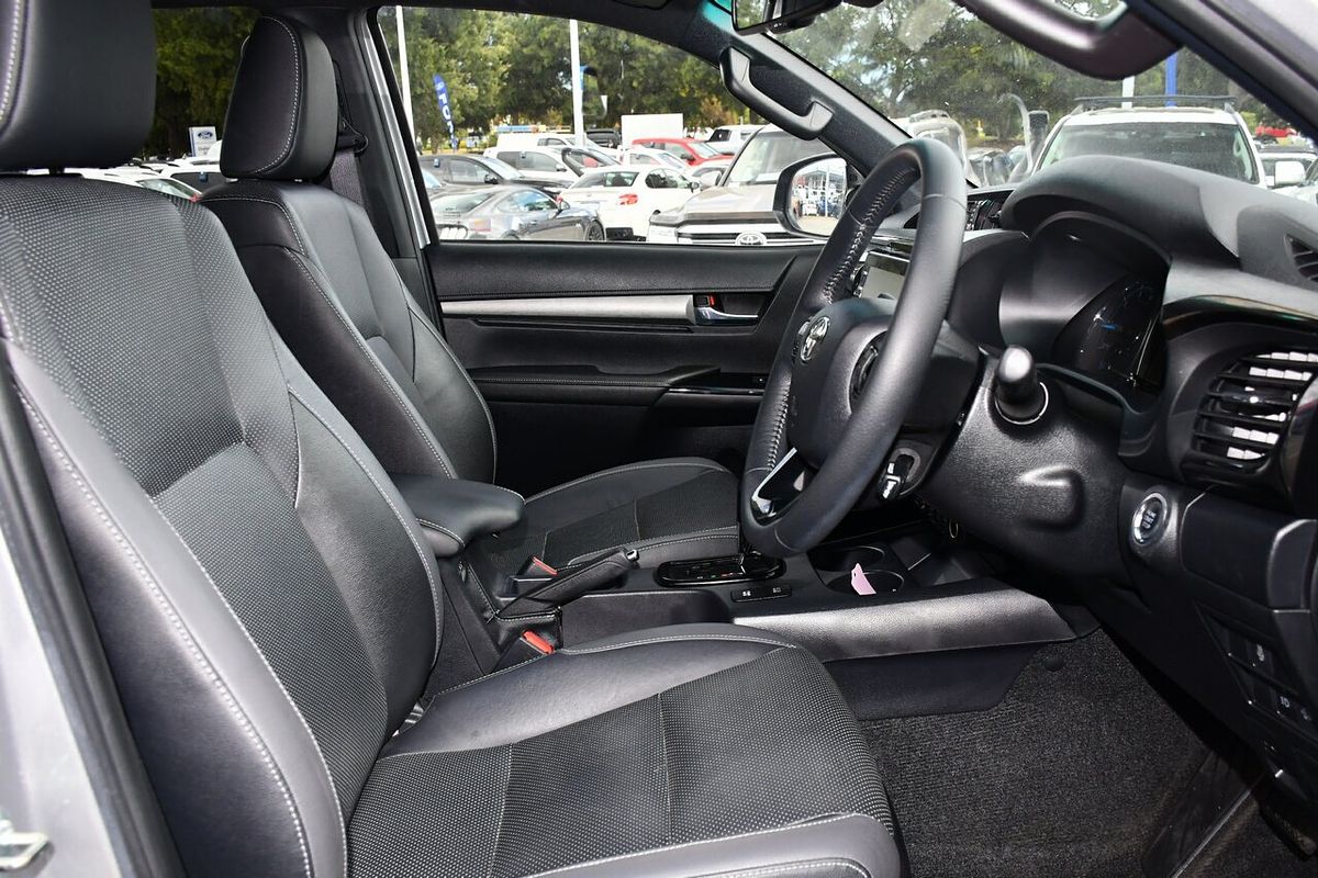 2020 Toyota Hilux Rugged X GUN126R 4X4