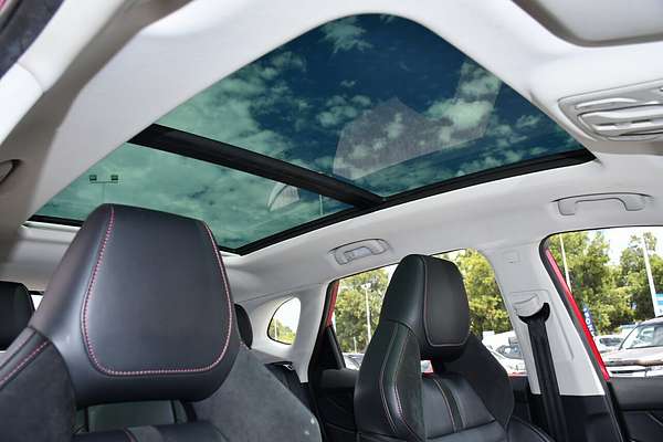 2020 MG HS Essence SAS23