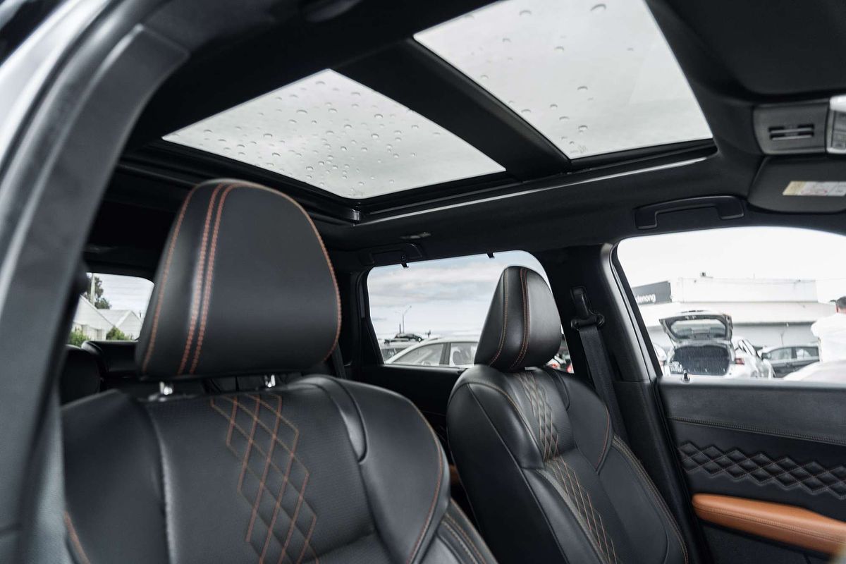 2023 Mitsubishi Outlander Exceed Tourer ZM