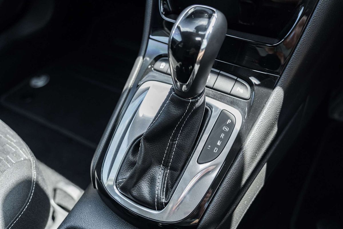 2018 Holden Astra R BK