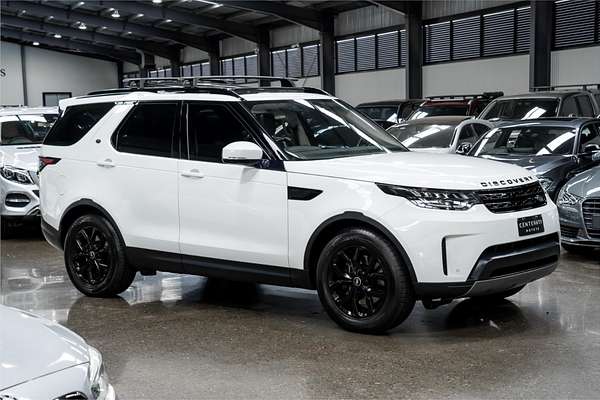 2017 Land Rover Discovery SD4 SE Series 5
