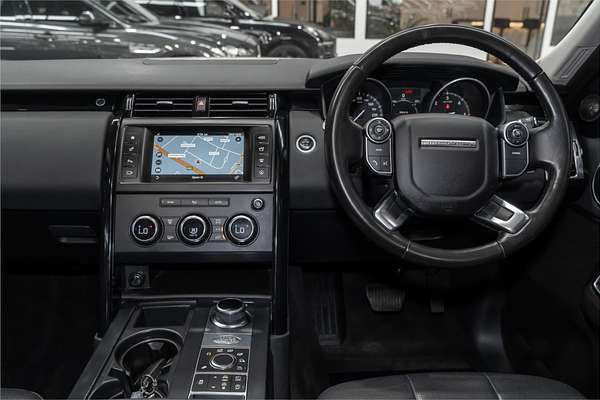 2017 Land Rover Discovery SD4 SE Series 5