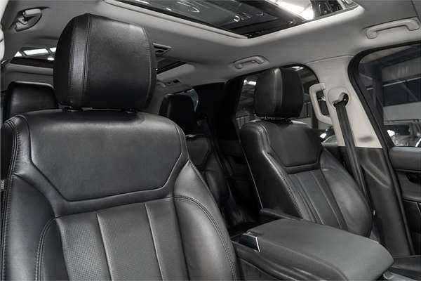 2017 Land Rover Discovery SD4 SE Series 5