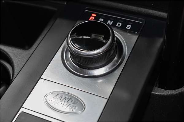 2017 Land Rover Discovery SD4 SE Series 5