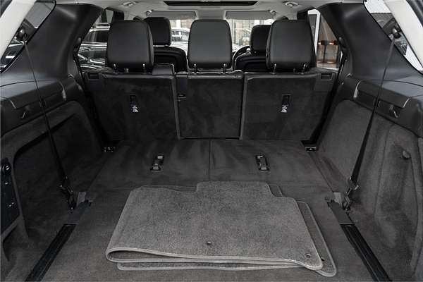 2017 Land Rover Discovery SD4 SE Series 5